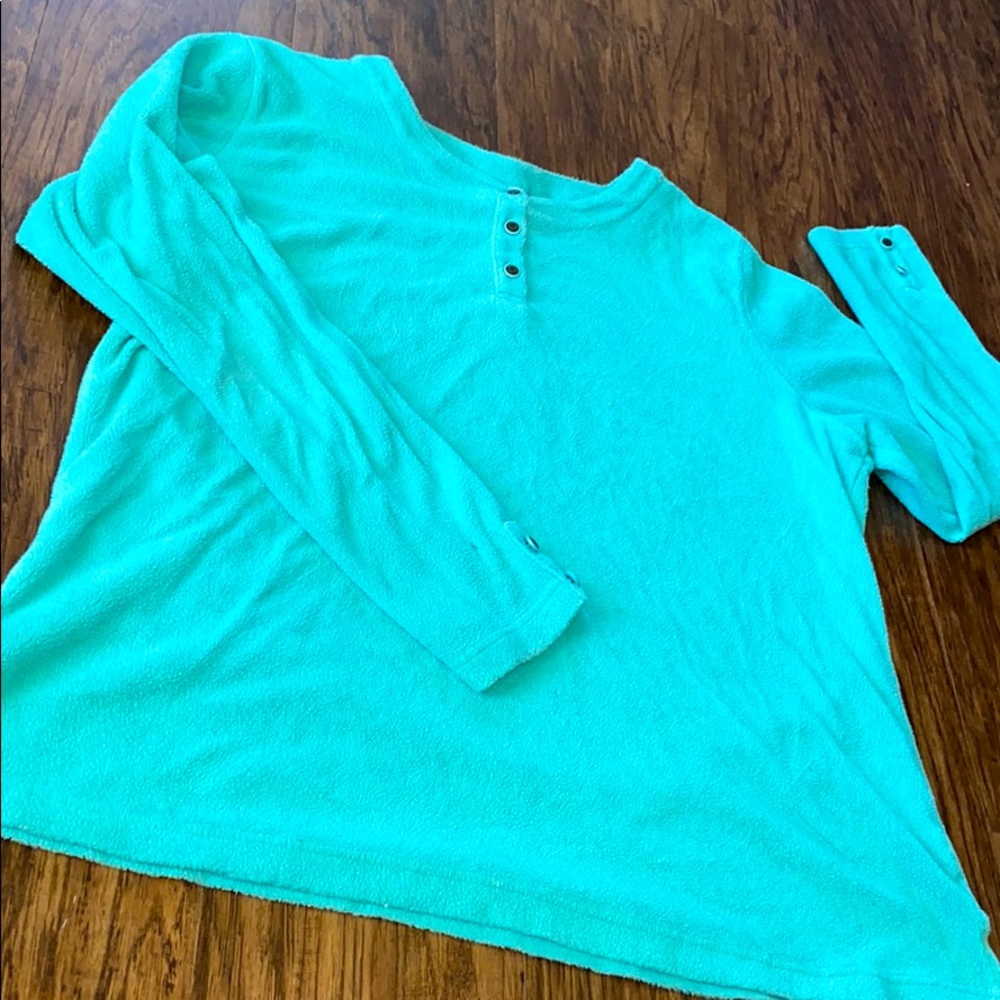 Very cute,Teal, over-sized, sweater!
